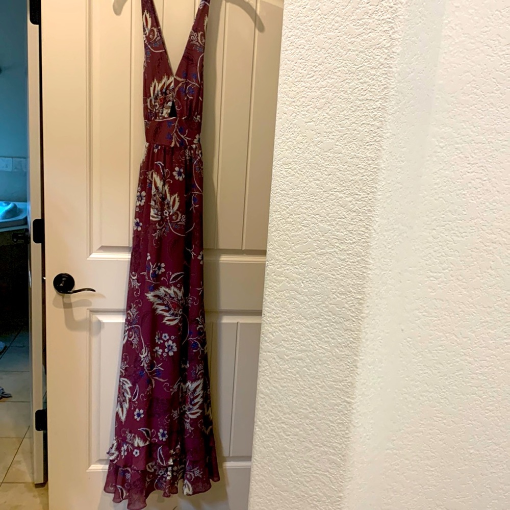 ⚡️⚡️LTS Purple Maxi Dress with cutouts and ruffled hem⚡️⚡️
